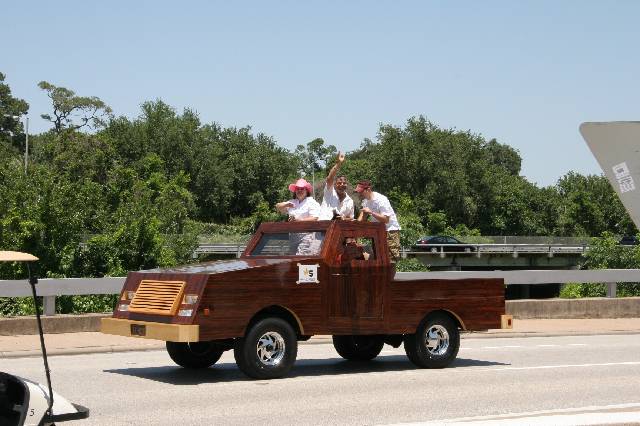 2006_ArtCar_3_Parade 311 